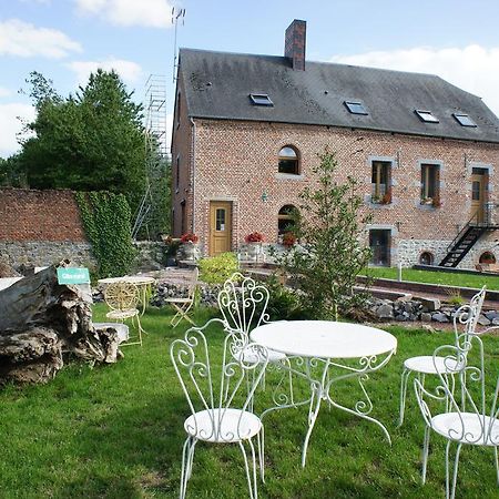 Aux Logis De La Solre Ferrière-la-Petite Exterior foto