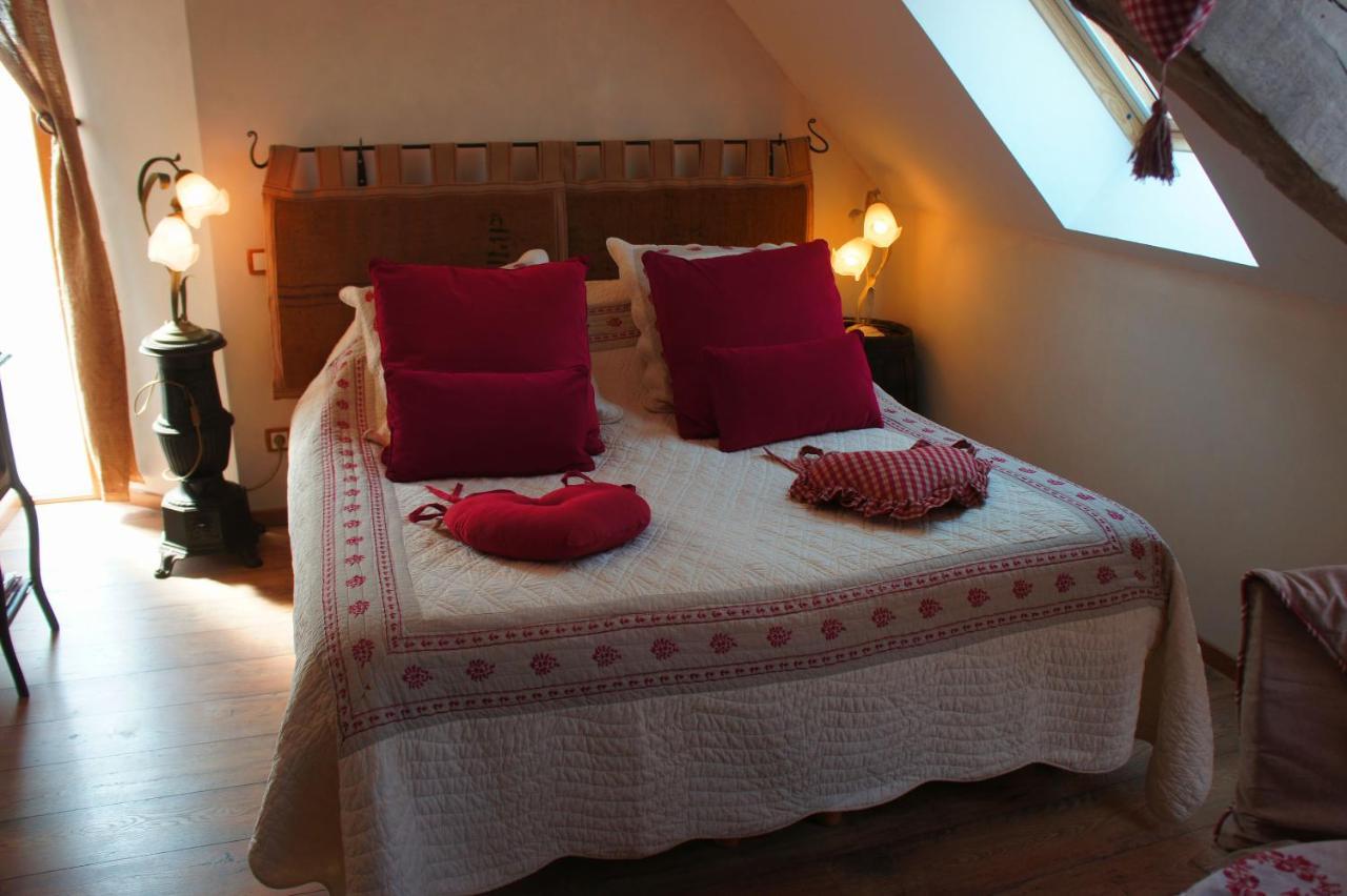 Aux Logis De La Solre Ferrière-la-Petite Exterior foto