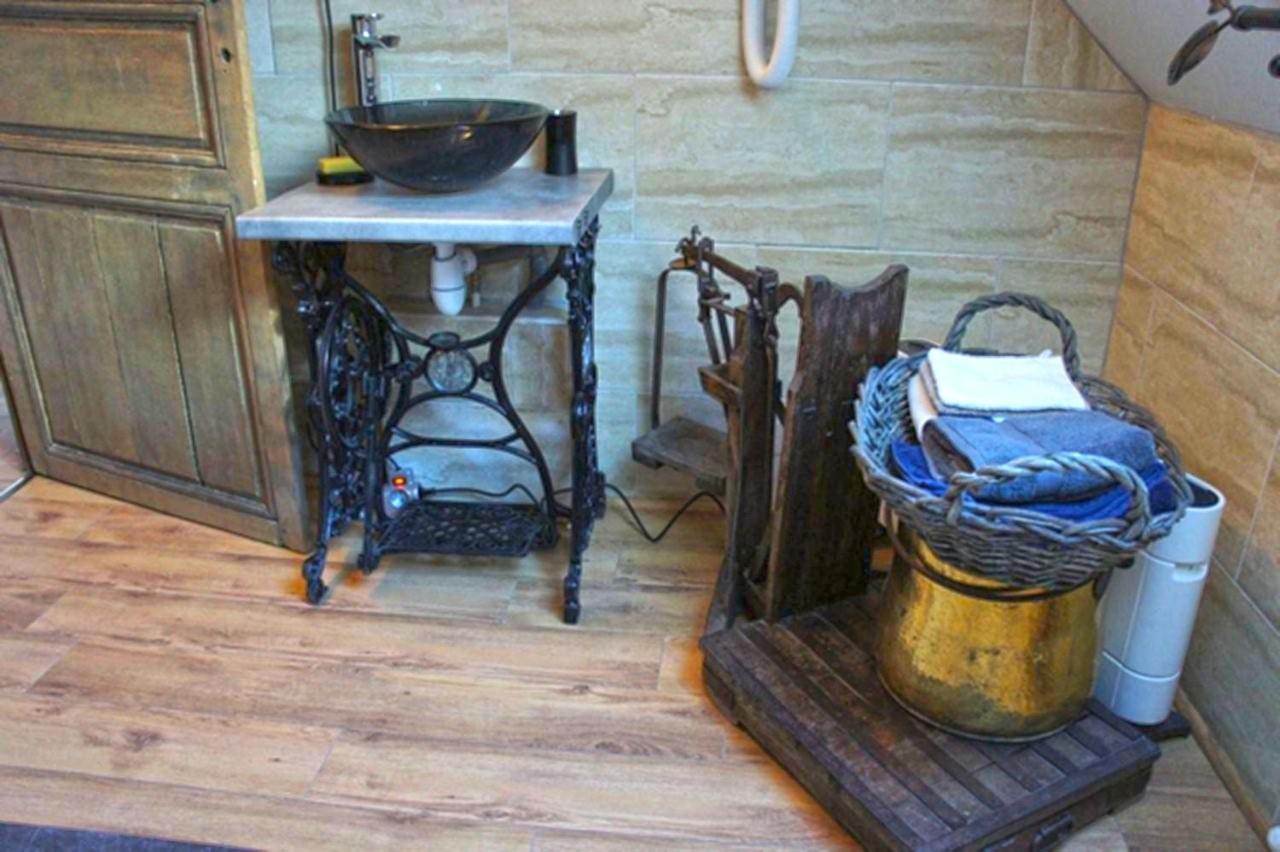 Aux Logis De La Solre Ferrière-la-Petite Exterior foto