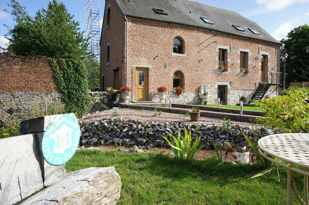 Aux Logis De La Solre Ferrière-la-Petite Exterior foto