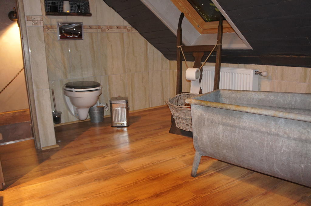 Aux Logis De La Solre Ferrière-la-Petite Quarto foto