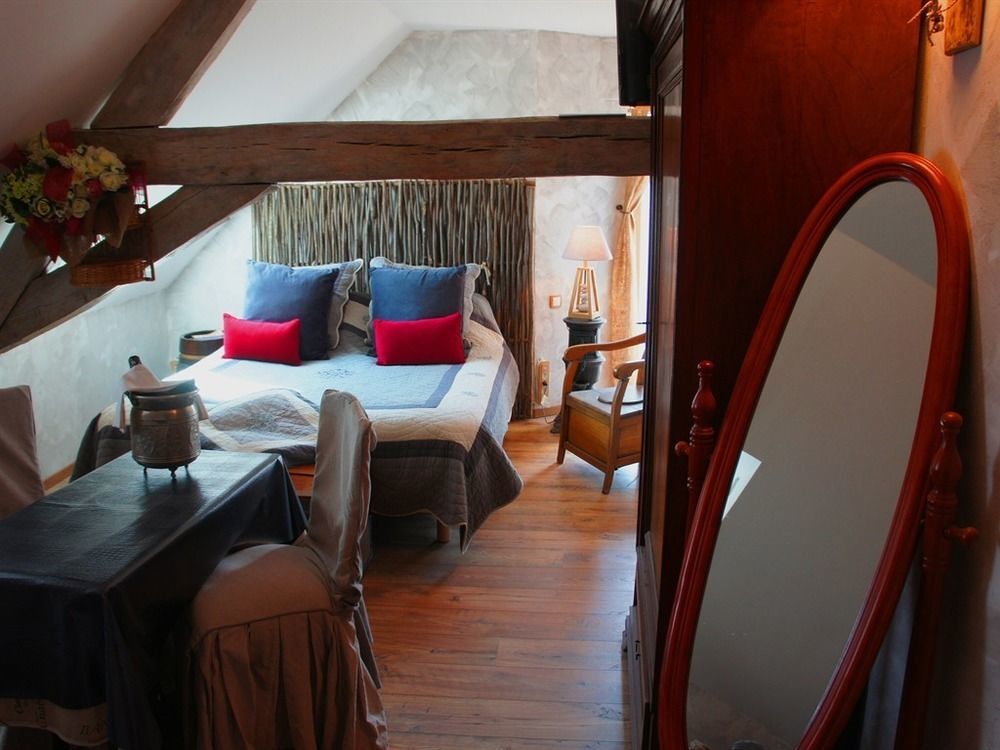 Aux Logis De La Solre Ferrière-la-Petite Exterior foto